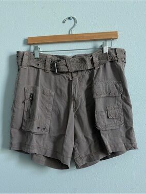 Dylan Belted Cargo Shorts with Multiple Zippered Pockets in Putty size 4